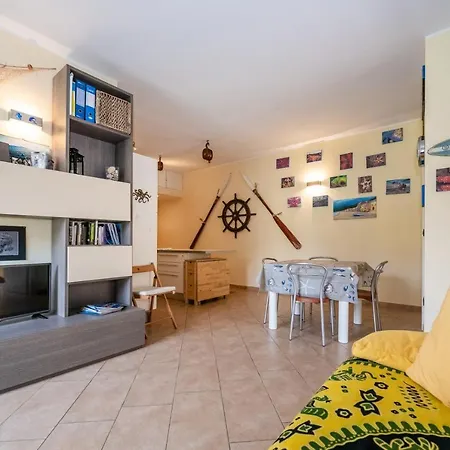 Casa Acqua Finale Ligure