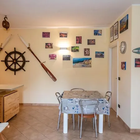 Apartment Casa Acqua Finale Ligure